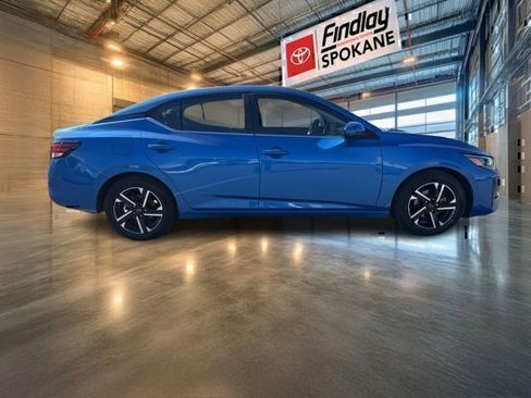Used 2024 Nissan Sentra SV FWD image 3
