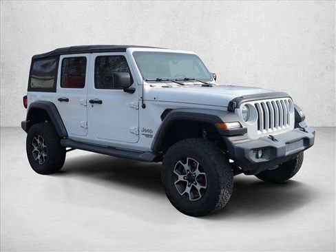 Used 2018 Jeep Wrangler Unlimited Sport S image 3