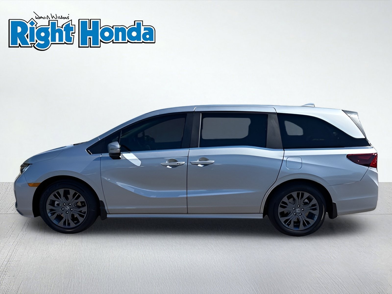 New 2027 Honda Odyssey Touring image 2