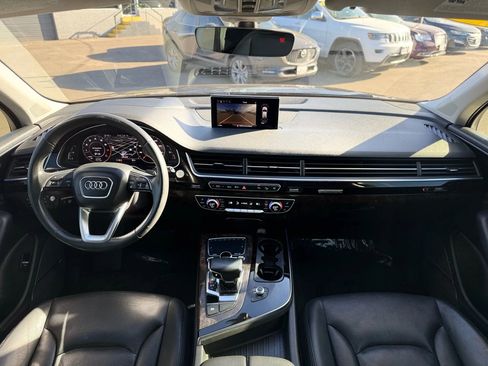 Used 2018 Audi Q7 3.0T Prestige w/ Prestige Package image 34