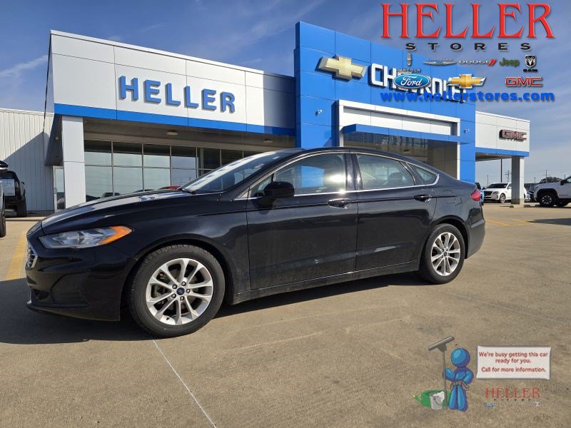 Used 2020 Ford Fusion SE FWD image 1