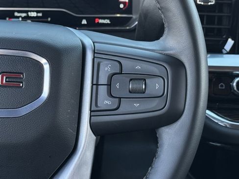 Used 2024 GMC Sierra 1500 Elevation image 16