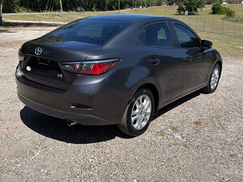 Used 2016 Scion iA FWD image 3