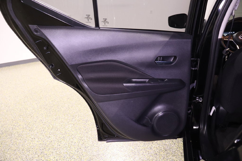 Used 2023 Nissan Kicks SV FWD image 32