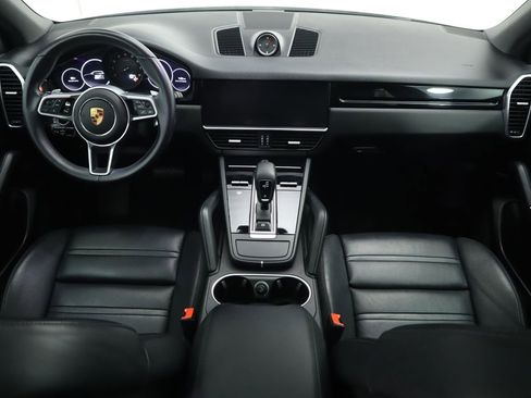 Used 2021 Porsche Cayenne image 13
