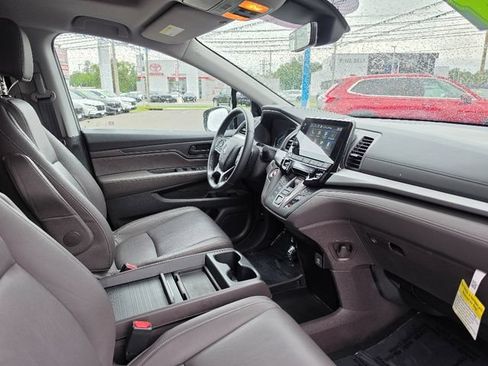 Used 2024 Honda Odyssey EX-L image 11