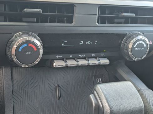 Used 2025 Toyota Tacoma SR image 16