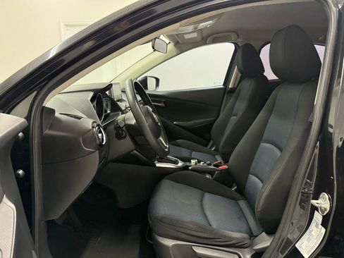 Used 2017 Toyota Yaris iA image 17