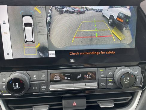 Certified 2024 Toyota Grand Highlander AWD image 20