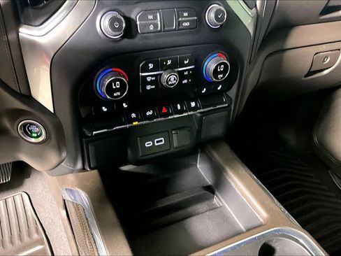 Used 2021 Chevrolet Silverado 1500 RST w/ Bed Protection Package image 25