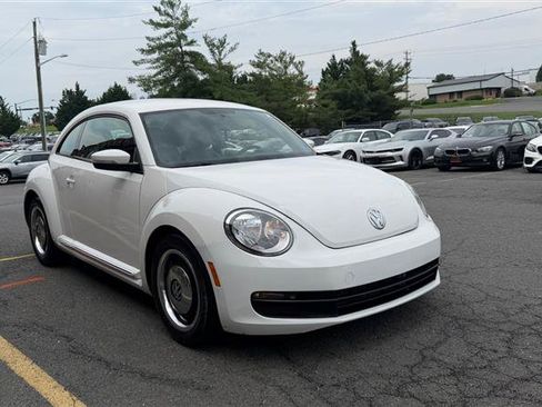 Used 2012 Volkswagen Beetle 2.5 FWD image 3