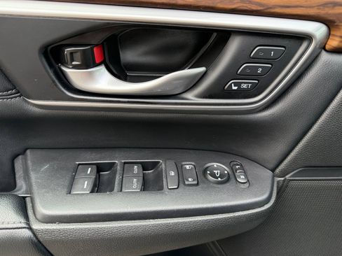 Used 2022 Honda CR-V EX-L image 16