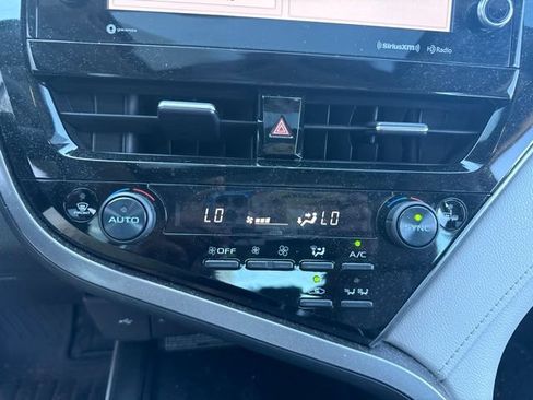 Used 2021 Toyota Camry LE w/ Audio Upgrade Package FWD image 20