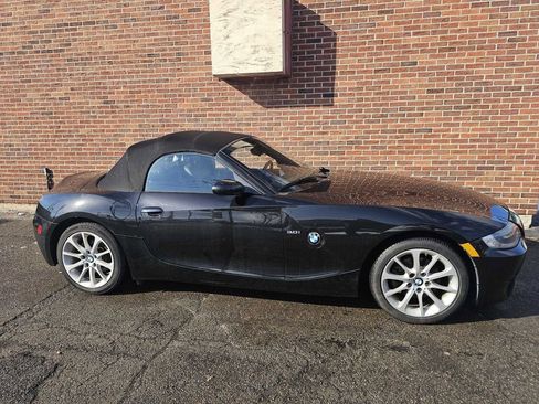 Used 2007 BMW Z4 3.0i image 22
