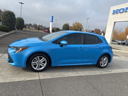 Used 2022 Toyota Corolla SE w/ Carpet Mat Package (TMS) image 10