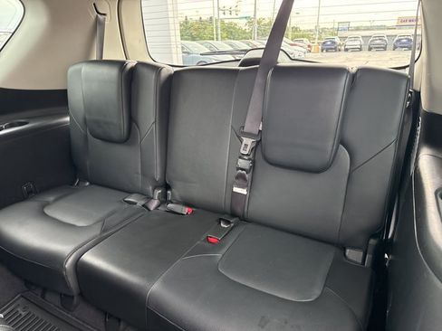 Used 2018 INFINITI QX80 4WD w/ Deluxe Technology Package image 7