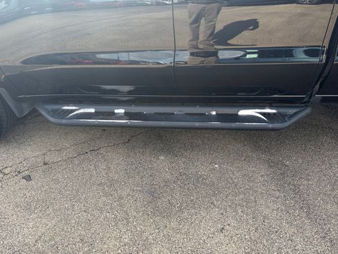 Used 2019 Chevrolet Silverado 1500 Custom Trail Boss w/ Custom Convenience Package AWD/4WD image 18