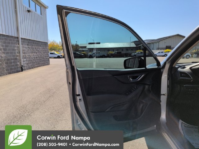 Used 2023 Subaru Forester Premium AWD/4WD image 10