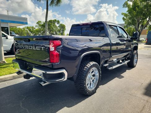 Used 2024 Chevrolet Silverado 2500 LT w/ All Star Edition AWD/4WD image 4