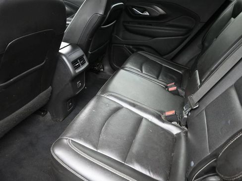 Used 2022 GMC Terrain SLT AWD/4WD image 12