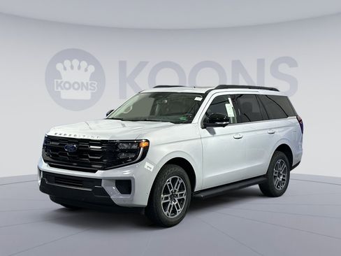 New 2025 Ford Expedition Active image 1