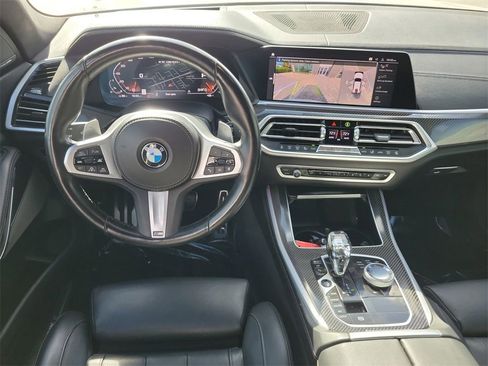 Used 2022 BMW X5 M50i w/ Executive Package image 19