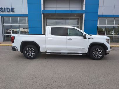 Used 2025 GMC Sierra 1500 SLT w/ SLT Premium Plus Package