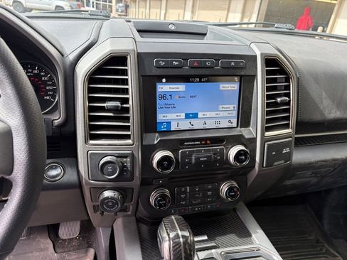 Used 2018 Ford F150 Raptor w/ Equipment Group 802A Luxury image 19