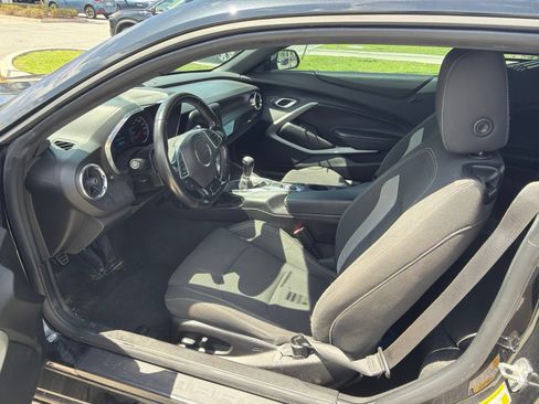 Used 2019 Chevrolet Camaro LS RWD image 9