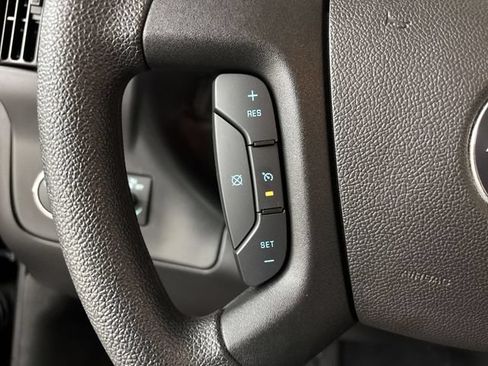 Used 2025 Chevrolet Express 3500 LT w/ LT Preferred Equipment Group RWD image 14
