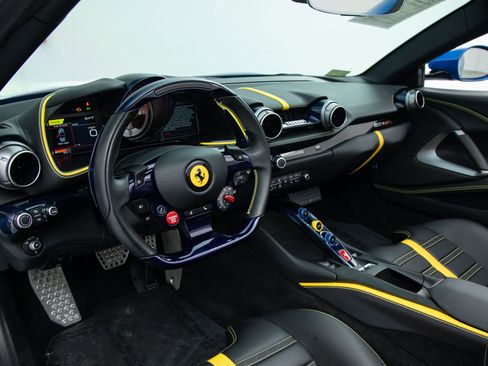 Certified 2021 Ferrari 812 GTS RWD image 4
