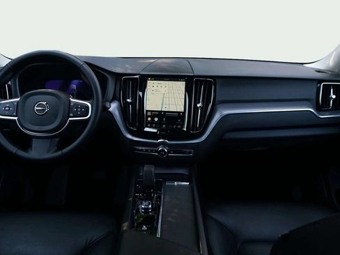 Used 2025 Volvo XC60 B5 Core AWD/4WD image 20