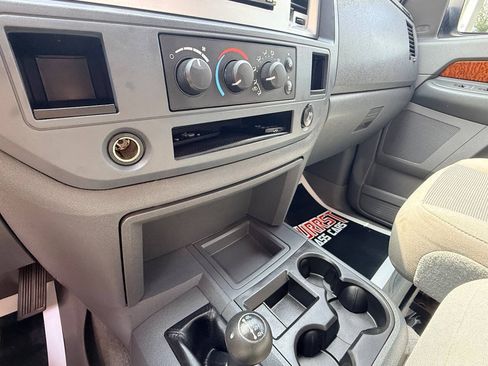 Used 2006 Dodge Ram 2500 Truck SLT w/ TRX4 Group AWD/4WD image 27