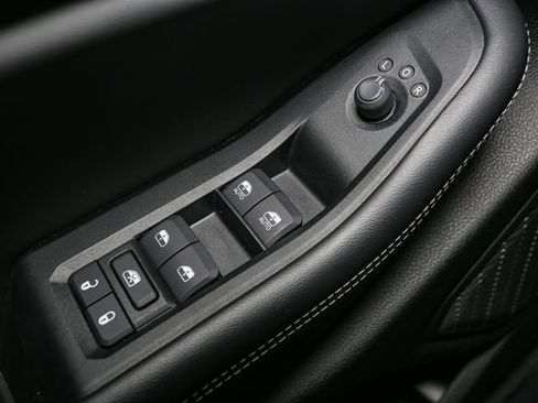 Used 2023 Jeep Grand Cherokee Altitude AWD/4WD image 37