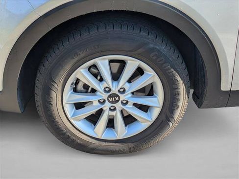 Used 2019 Kia Sorento FWD w/ LX Convenience Package image 10