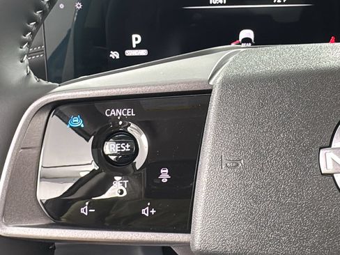 Used 2025 Nissan Murano SL AWD/4WD image 22