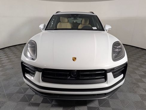 New 2026 Porsche Macan AWD/4WD image 10