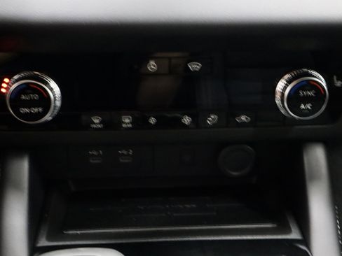 New 2026 Mitsubishi Outlander SE image 26