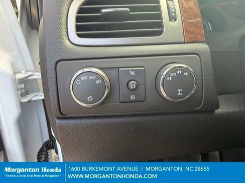 Used 2007 GMC Sierra 1500 SLT w/ SLE/SLT Trailering Package AWD/4WD image 16