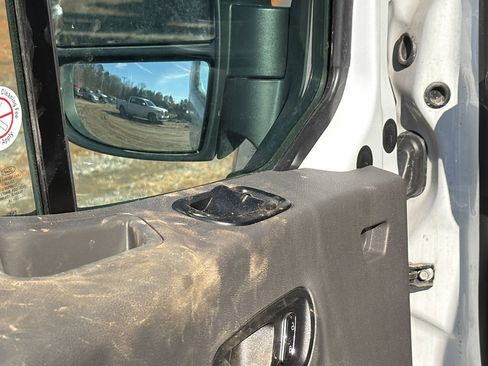 Used 2024 Ford Transit 350 XLT image 15