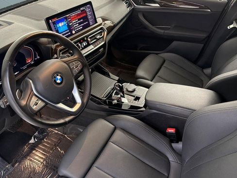 Used 2024 BMW X3 xDrive30i w/ Premium Package w/ZPA AWD/4WD image 4