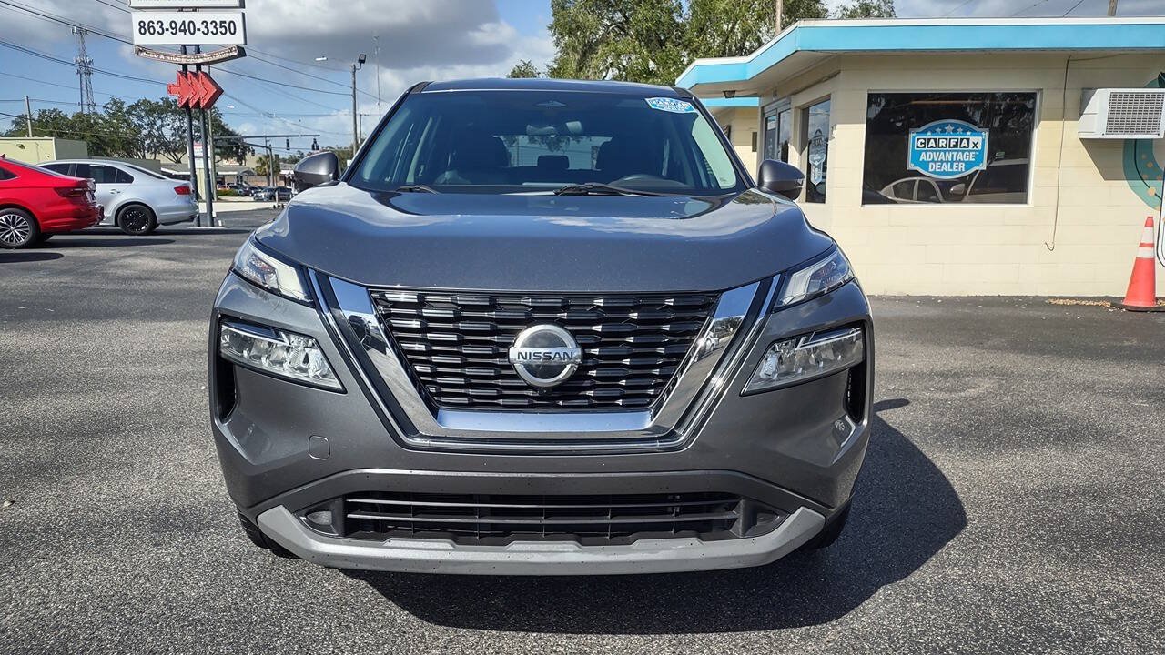 Used 2021 Nissan Rogue SV FWD image 2