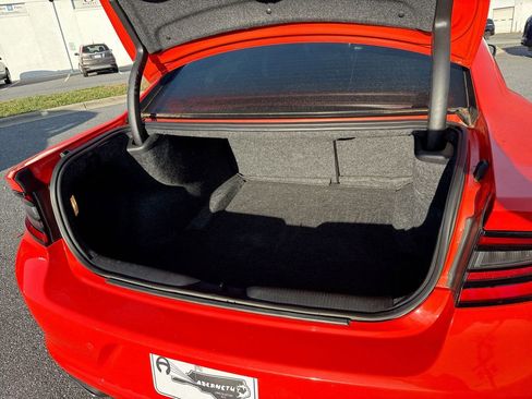 Used 2022 Dodge Charger SXT w/ Blacktop Package image 8