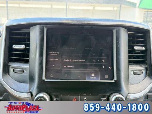 Used 2024 RAM 3500 Big Horn image 24