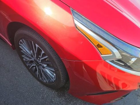 Certified 2024 Kia Forte GT-Line FWD image 4
