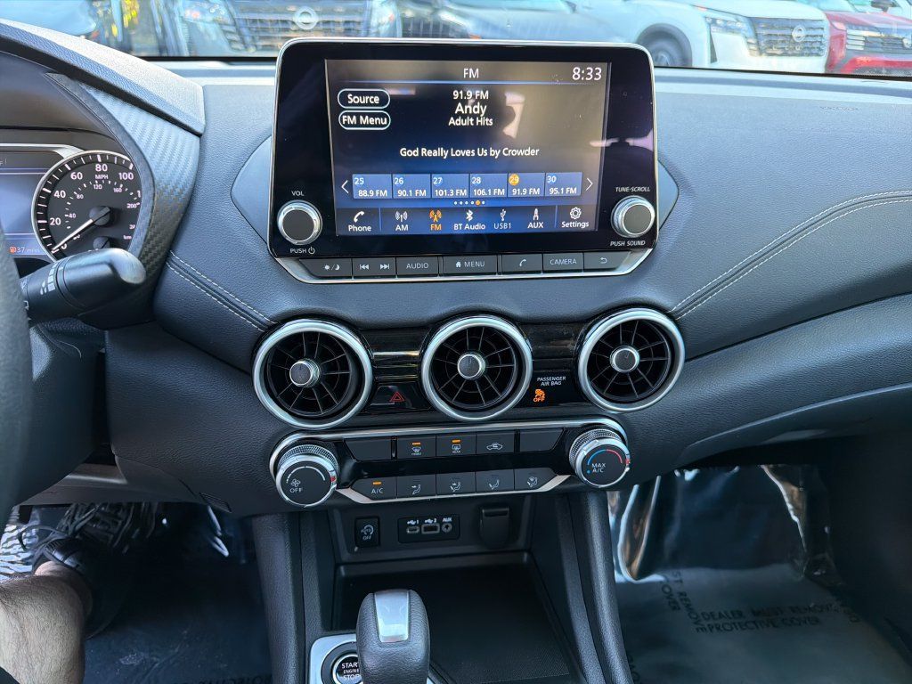 Used 2024 Nissan Sentra SV FWD image 25