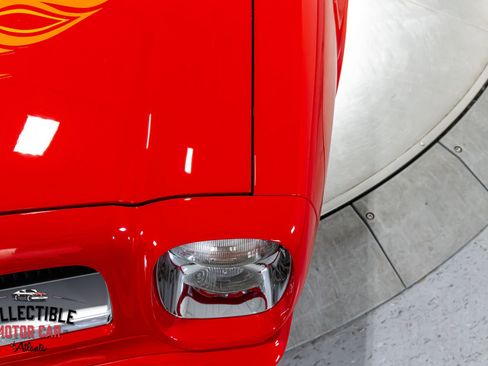 Used 2013 Chevrolet Camaro SS w/ SS Performance Package image 45