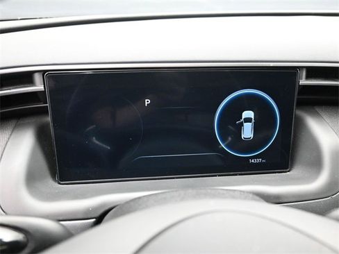 Used 2024 Hyundai Tucson Limited image 11