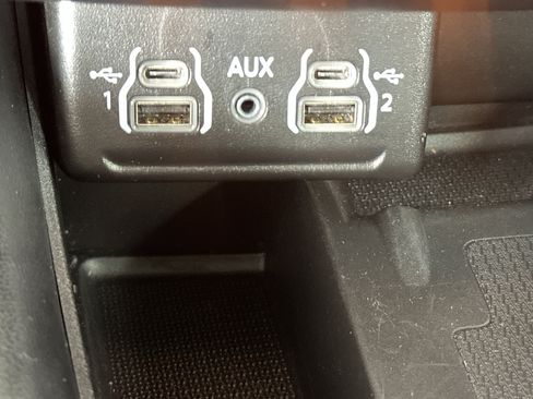 Used 2022 Dodge Durango GT image 27