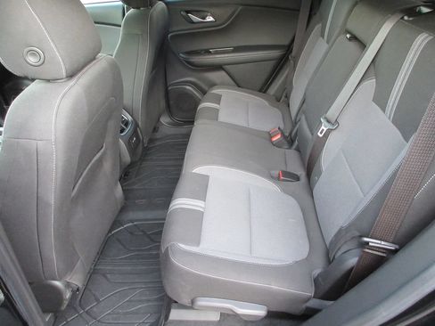 Used 2024 Chevrolet Blazer LT w/ Convenience Package FWD image 13